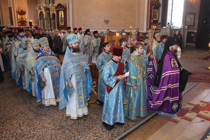 Архиепископ Евлогий молитвенно отметил День своего рождения